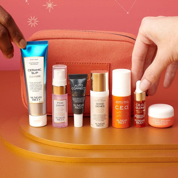 NEW IN BOX Sunday Riley 8-Pc. Mini Wake Up Weekend Skincare Set - Picture 1 of 6